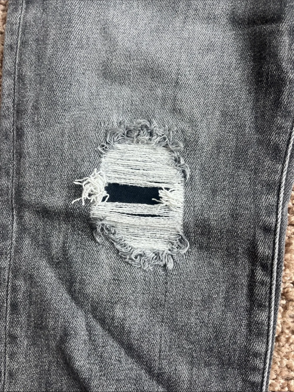 KanCan Ripped Gray High-Waist Button-Fly Jeans Size 3/25